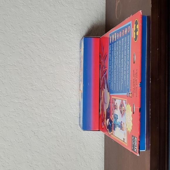 Batman Party Express from Hallmark, Light & Sound Centerpiece, Table cov… - Picture 6 of 6